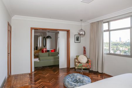 Apartamento à venda com 445m², 4 quartos e 4 vagas Apartamento à venda com 445m², 4 quartos e 4 vagasQuarto