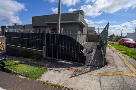 Casa para alugar com 276m², 3 quartos e 3 vagasFachada