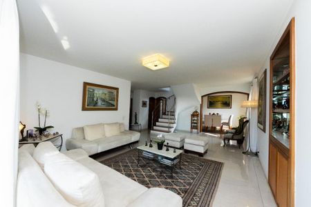 Apartamento à venda com 447m², 5 quartos e 4 vagasSala