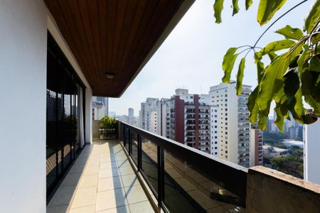 Apartamento à venda com 447m², 5 quartos e 4 vagasVaranda