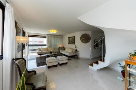 Apartamento à venda com 447m², 5 quartos e 4 vagasSala