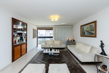 Apartamento à venda com 447m², 5 quartos e 4 vagasSala