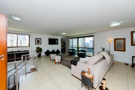 Apartamento à venda com 447m², 5 quartos e 4 vagasSala 2