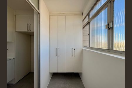 Apartamento à venda com 60m², 1 quarto e 1 vagaÁrea de Serviço