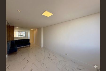 Apartamento à venda com 60m², 1 quarto e 1 vagaSala