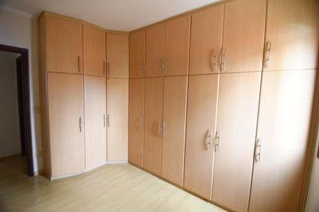 Apartamento à venda com 117m², 3 quartos e 2 vagasQuarto 2