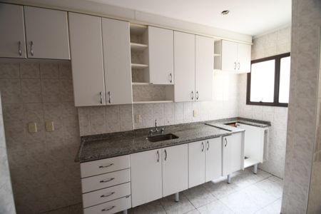 Apartamento à venda com 117m², 3 quartos e 2 vagasCozinha