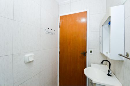 Casa à venda com 116m², 2 quartos e 3 vagasBanheiro da Suíte 1