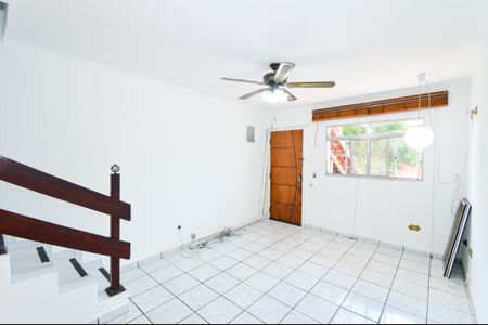 Sala de casa à venda com 2 quartos, 116m² em Vila Maranduba, Guarulhos