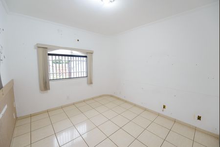 Casa para alugar com 250m², 4 quartos e 3 vagasSuíte