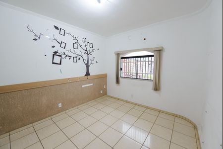 Casa para alugar com 250m², 4 quartos e 3 vagasSuíte