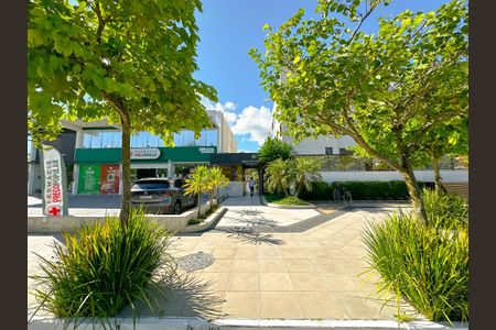 Apartamento para alugar com 70m², 2 quartos e 1 vagaFachada