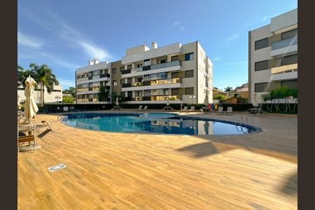 Apartamento para alugar com 70m², 2 quartos e 1 vagaÁrea comum - Piscina