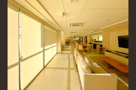 Apartamento para alugar com 70m², 2 quartos e 1 vagaÁrea comum - Salão de festas