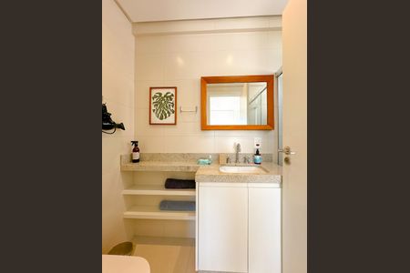 Apartamento para alugar com 70m², 2 quartos e 1 vagaBanheiro da Suíte