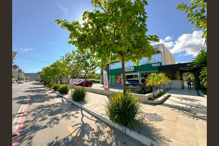 Apartamento para alugar com 70m², 2 quartos e 1 vagaVista da Rua