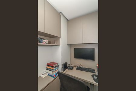 Apartamento à venda com 82m², 3 quartos e 2 vagasEscritório