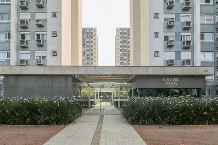 Apartamento à venda com 82m², 3 quartos e 2 vagasFachada e portaria