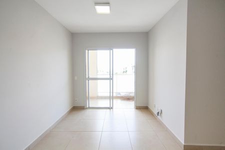Apartamento para alugar com 77m², 3 quartos e 1 vagaSala