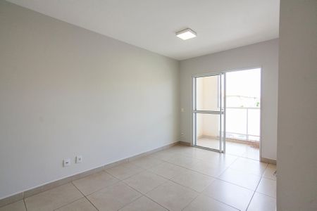 Apartamento para alugar com 77m², 3 quartos e 1 vagaSala