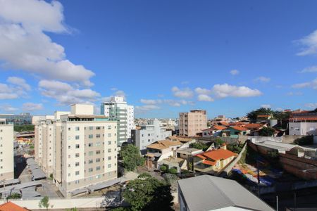 Apartamento para alugar com 190m², 4 quartos e 3 vagas Apartamento para alugar com 190m², 4 quartos e 3 vagasVista