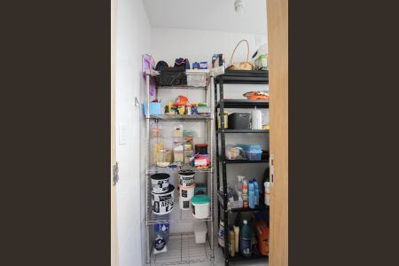 Apartamento para alugar com 190m², 4 quartos e 3 vagas Apartamento para alugar com 190m², 4 quartos e 3 vagasCozinha - Despensa