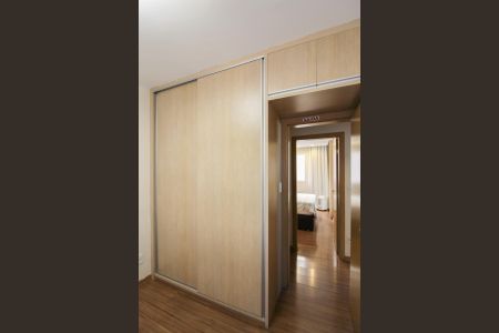 Apartamento para alugar com 190m², 4 quartos e 3 vagas Apartamento para alugar com 190m², 4 quartos e 3 vagasQuarto 1