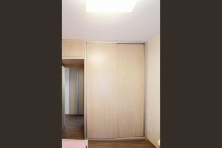 Apartamento para alugar com 190m², 4 quartos e 3 vagas Apartamento para alugar com 190m², 4 quartos e 3 vagasQuarto 2