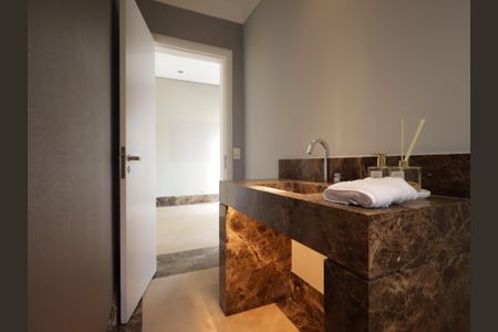 Casa de condomínio à venda com 483m², 4 quartos e 4 vagasLavabo