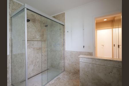 Casa de condomínio à venda com 483m², 4 quartos e 4 vagasBanheiro da Suíte 4