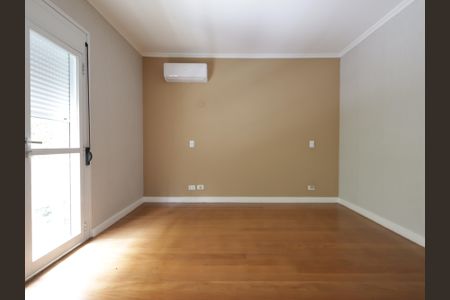 Casa de condomínio à venda com 483m², 4 quartos e 4 vagasSuíte 4