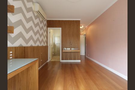 Casa de condomínio à venda com 483m², 4 quartos e 4 vagasSuíte 2