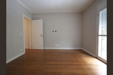 Casa de condomínio à venda com 483m², 4 quartos e 4 vagasSuíte 4