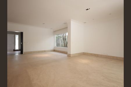 Casa de condomínio à venda com 483m², 4 quartos e 4 vagasSala