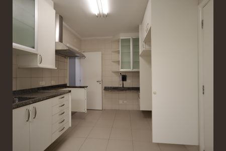 Casa de condomínio à venda com 483m², 4 quartos e 4 vagasCozinha