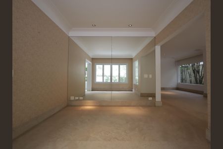 Casa de condomínio à venda com 483m², 4 quartos e 4 vagasSala de Jantar