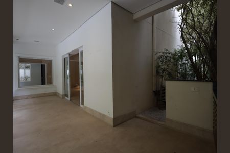 Casa de condomínio à venda com 483m², 4 quartos e 4 vagasVaranda gourmet