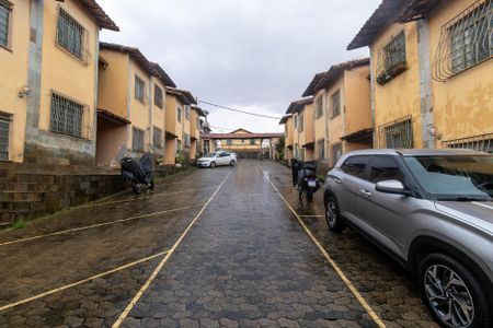 Casa de condomínio à venda com 109m², 3 quartos e 1 vagaGaragem