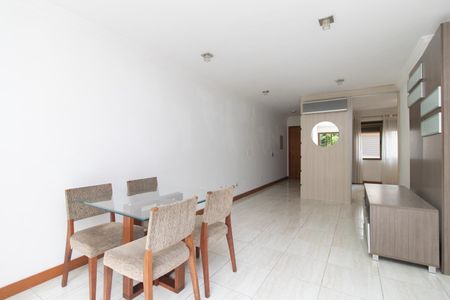 Sala de apartamento à venda com 1 quarto, 60m² em Centro Histórico, Porto Alegre