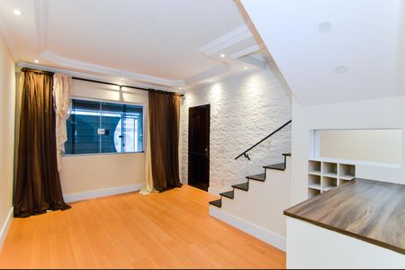 Sala de casa à venda com 3 quartos, 183m² em Parque Continental Ii, Guarulhos