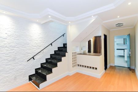 Casa à venda com 183m², 3 quartos e 2 vagasSala