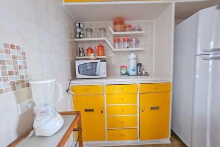 Apartamento para alugar com 160m², 3 quartos e 1 vaga Apartamento para alugar com 160m², 3 quartos e 1 vagaCozinha