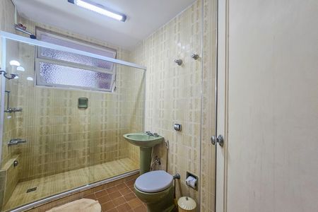 Apartamento para alugar com 160m², 3 quartos e 1 vaga Apartamento para alugar com 160m², 3 quartos e 1 vagaBanheiro social