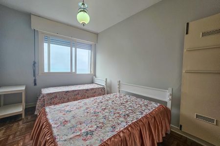 Apartamento para alugar com 160m², 3 quartos e 1 vaga Apartamento para alugar com 160m², 3 quartos e 1 vagaQuarto
