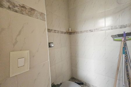 Apartamento para alugar com 160m², 3 quartos e 1 vaga Apartamento para alugar com 160m², 3 quartos e 1 vagaBanheiro de serviço