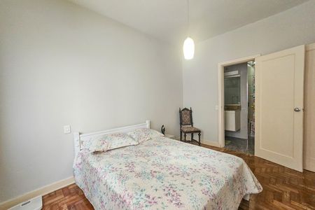 Apartamento para alugar com 160m², 3 quartos e 1 vaga Apartamento para alugar com 160m², 3 quartos e 1 vagaSuíte