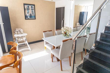 Apartamento à venda com 160m², 2 quartos e 2 vagasCopa