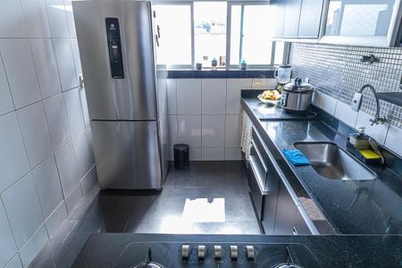 Apartamento à venda com 160m², 2 quartos e 2 vagasCozinha