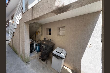Casa à venda com 600m², 6 quartos e 4 vagasCorredor Externo