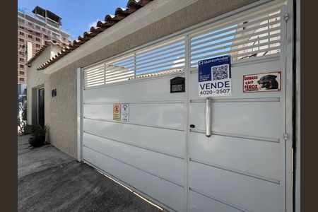 Casa à venda com 600m², 6 quartos e 4 vagasFachada